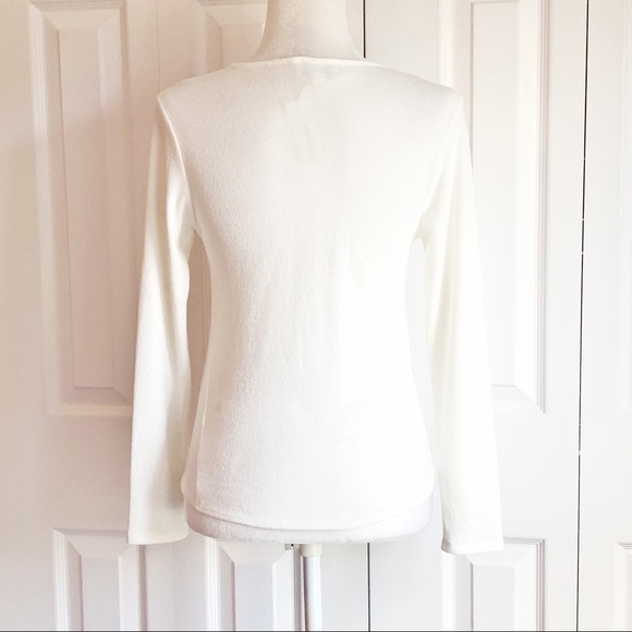 NWT Francesca's Jun & Ivy Ivory V-Neck Tie Front Top - Picture 14 of 16